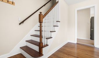 175 Moody St, Bristol, CT 06010