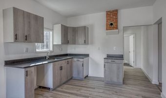 301 W High St, Alba, MO 64830