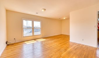 60 W 8TH St 1, Bayonne, NJ 07002