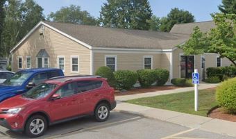 602 B Riverway Pl, Bedford, NH 03110