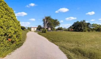 10602 LA VERNIA Rd LOT 4, Adkins, TX 78101