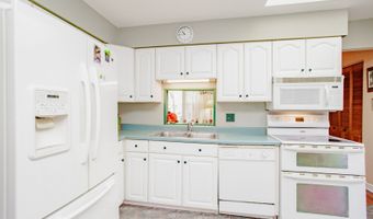 1849 W Spring Ridge Dr, Arlington Heights, IL 60004