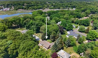8 Liberty Rdg, Clinton, CT 06413