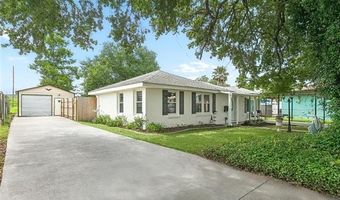 203 BROAD St, Belle Chasse, LA 70037