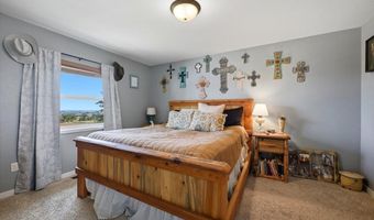 19127 Cattle Dr, Belle Fourche, SD 57717