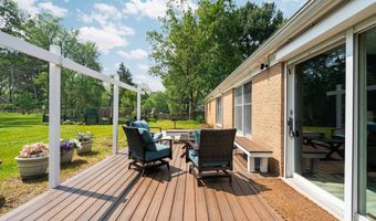 3673 Pheasant Dr, Ann Arbor, MI 48103