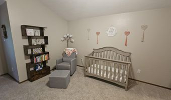 39081 Greenwood Ln, Aberdeen, SD 57401
