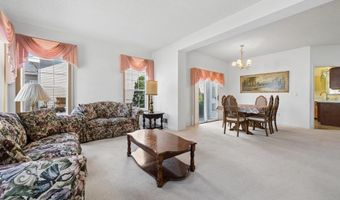 84 CHAIN Blvd, Bayville, NJ 08721
