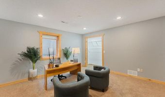 151 Bluffs Rd NW, Alexandria, MN 56308