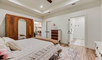 245 Creek Crossing St, Alvord, TX 76225