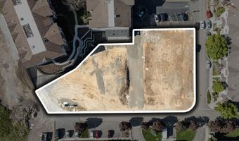 993 Mountain Meadows Dr, Ashland, OR 97520