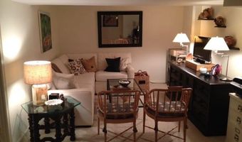 6902 STONEYBROOKE Ln, Alexandria, VA 22306