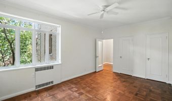 2376 Madison Rd, Cincinnati, OH 45208