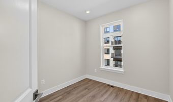 2507 LIGHT St, Baltimore, MD 21230