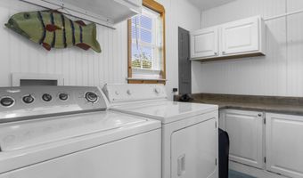 4229 21st Ave, Bay St. Louis, MS 39520