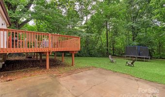 1914 Bonnie Ln, Charlotte, NC 28213
