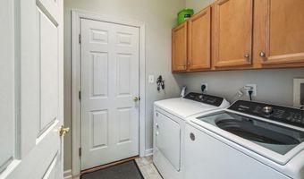 354 SUN Blvd, Bear, DE 19701
