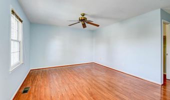 4472 RUGGLES Ct, Annandale, VA 22003