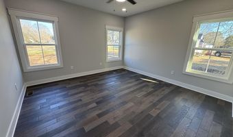 1324 S Broad St, Albertville, AL 35950