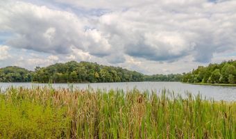 117 HARVESTER Dr, Lake Frederick, VA 22630