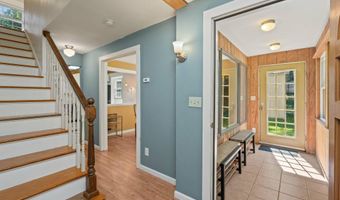 1235 Weeks Mills Rd, Augusta, ME 04330