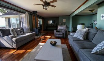 62 Summerdale Rd, Angola, NY 14006