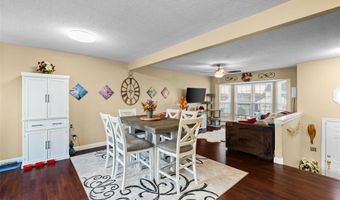 4121 Brook Ridge Dr, Arnold, MO 63010