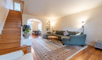 369 E GORGAS Ln, Philadelphia, PA 19119