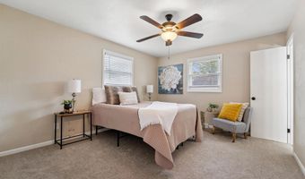 1513 E CALUMET St, Appleton, WI 54915