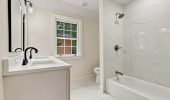 1006 26TH St S, Arlington, VA 22202