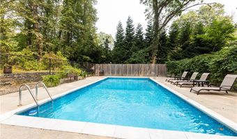 165 Kent Dr, East Greenwich, RI 02818