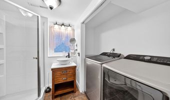 27 High St, Bellingham, MA 02019