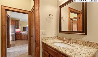 552 Penny Ln 2B, Banner Elk, NC 28604
