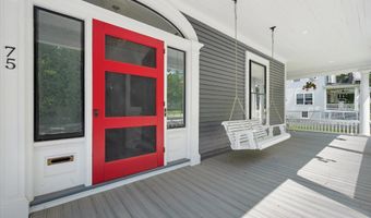 75 W Broadway, Bangor, ME 04401