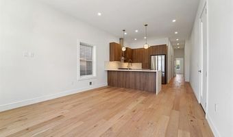 90 E 27TH St, Bayonne, NJ 07002