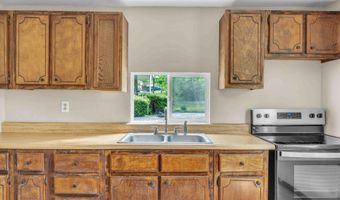 1526 W View St, Athens, TN 37303