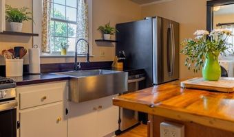 1226 Salsbury Ave, Cody, WY 82414