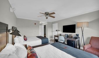 2 Chamonix Dr 332, Alloway, NJ 07462