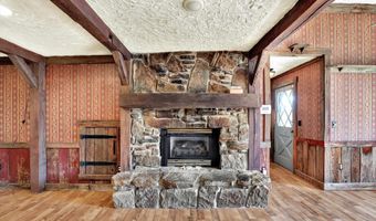 122 Edgewood Dr, Bedford, IN 47421