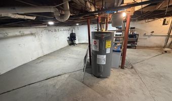72 Boothby St, Augusta, ME 04330