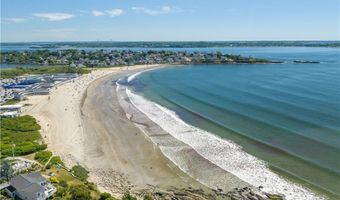 7 Jenckes Ct, Narragansett, RI 02882