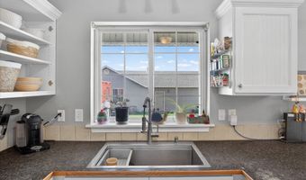 5590 Stuart Ave, Chubbuck, ID 83202
