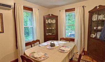 85 Crosby St, Brattleboro, VT 05301