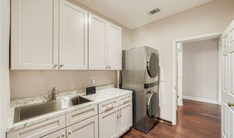 4750 Hamptons Dr, Alpharetta, GA 30004