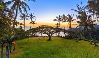 180 Door Of Faith Rd, Haiku, HI 96708