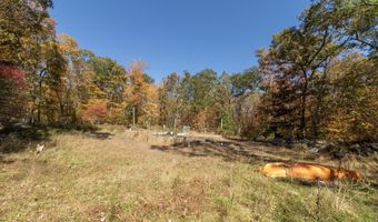 4 Laurel Ln, Clinton, CT 06413