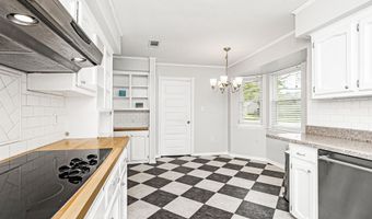 4112 Pine Park Dr, Baton Rouge, LA 70809
