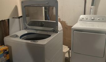 385 Brookfield Ave, Staten Island, NY 10308