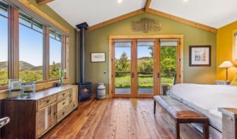 2594 Star Ridge Rd, Bozeman, MT 59715