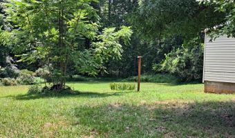 208 Lee Grant Ave, Appomattox, VA 24522